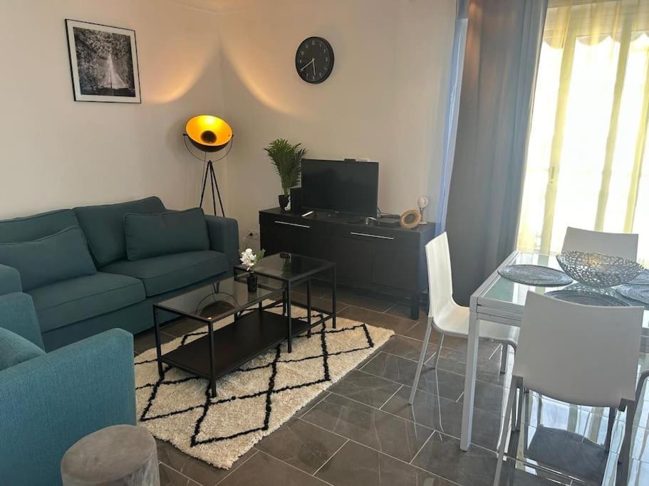 Lovely Stay In Roquebrune-Cap-Martin With See View Buitenkant foto