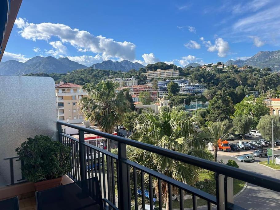 Lovely Stay In Roquebrune-Cap-Martin With See View Buitenkant foto